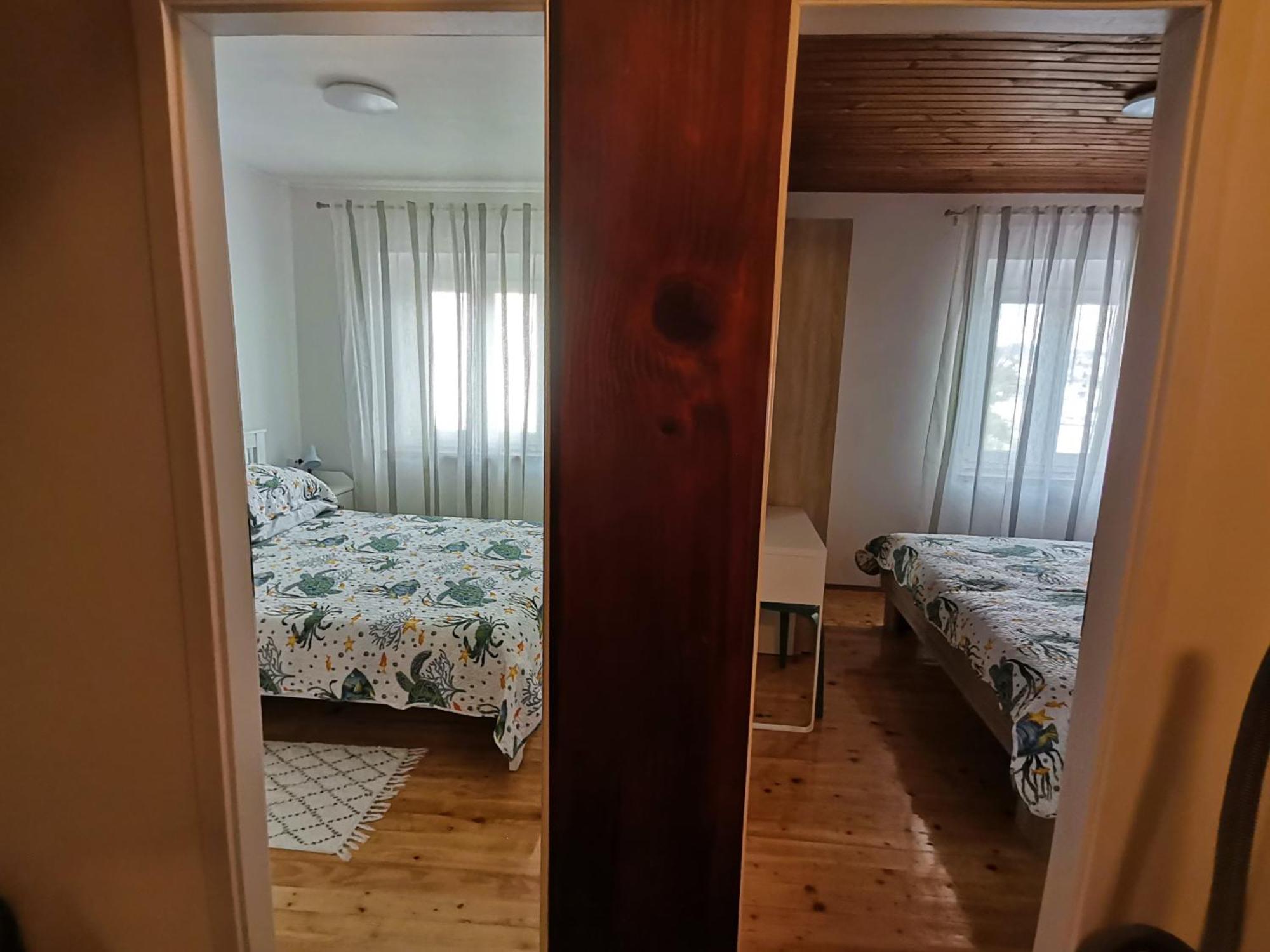 Charming Traditional Townhouse - Holiday Home Kata Jezera Kültér fotó