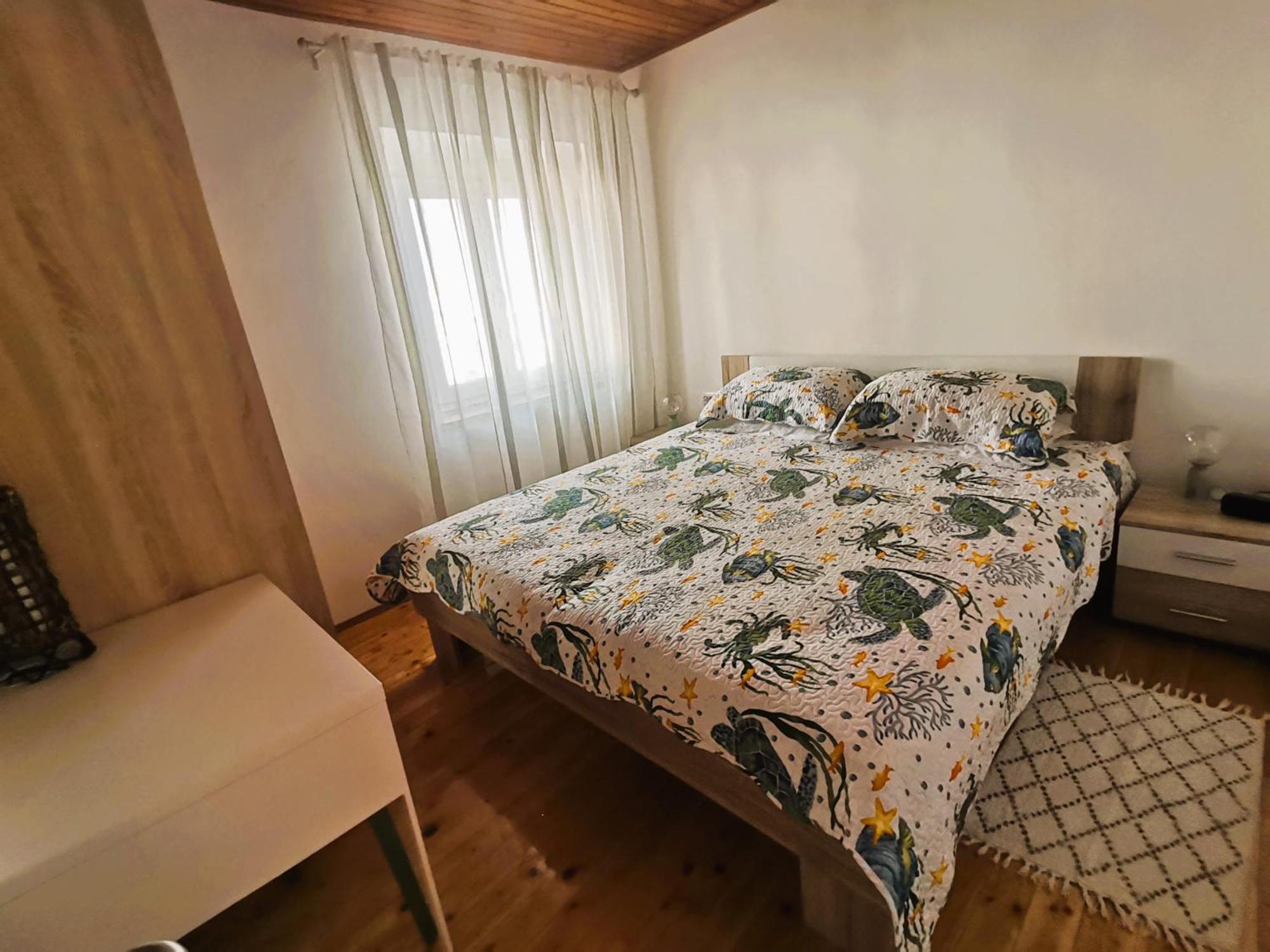 Charming Traditional Townhouse - Holiday Home Kata Jezera Kültér fotó